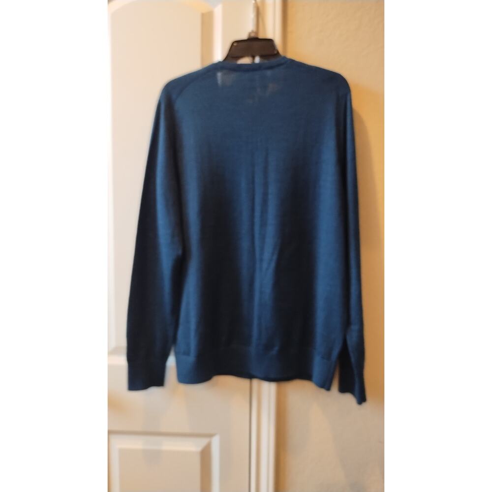 Express Solid Merino Wool V-Neck Men Sweater Casu… - image 6